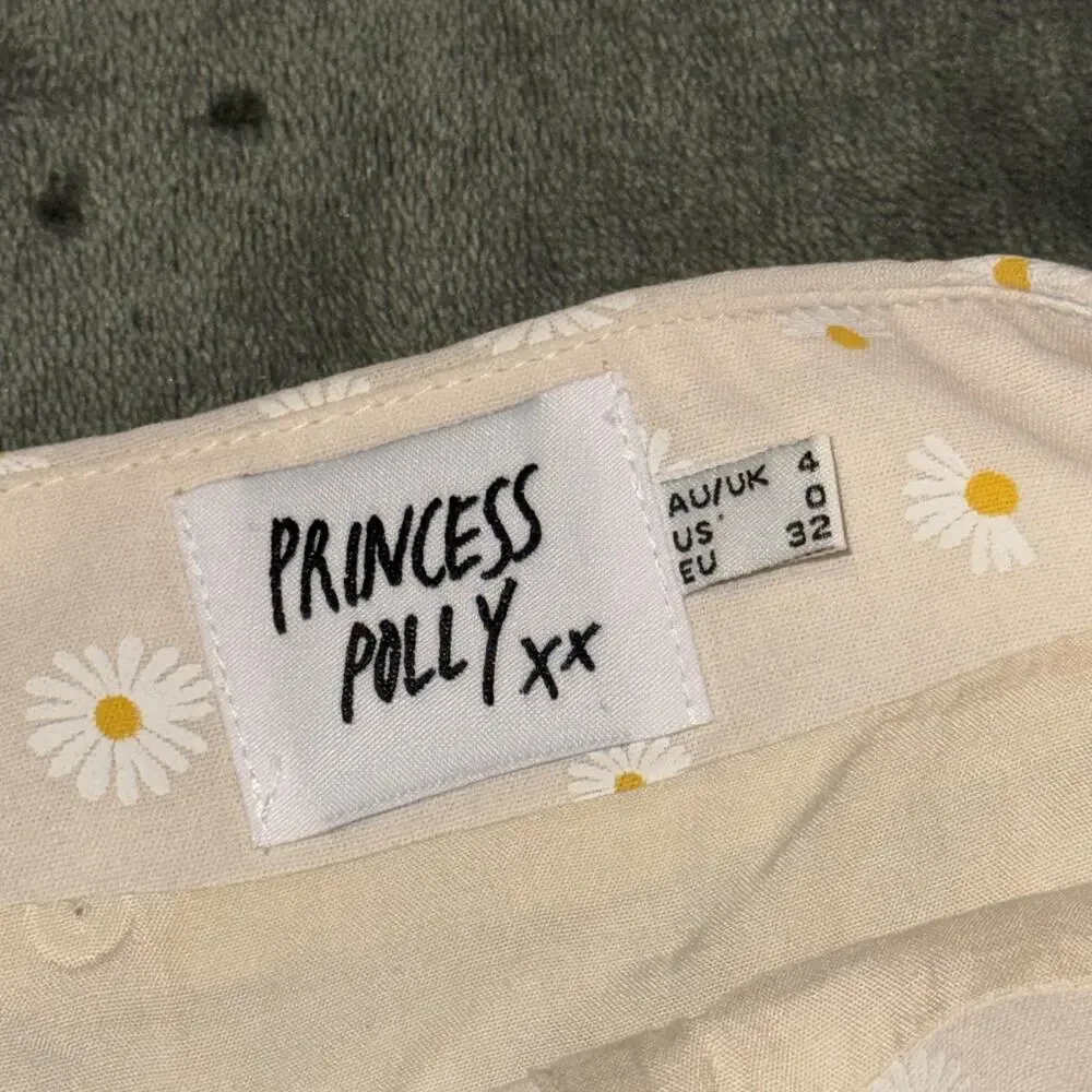 Princess Polly Mini Skirt Womens‎ US 0 Beige Daisy Floral Print Coquette Preppy